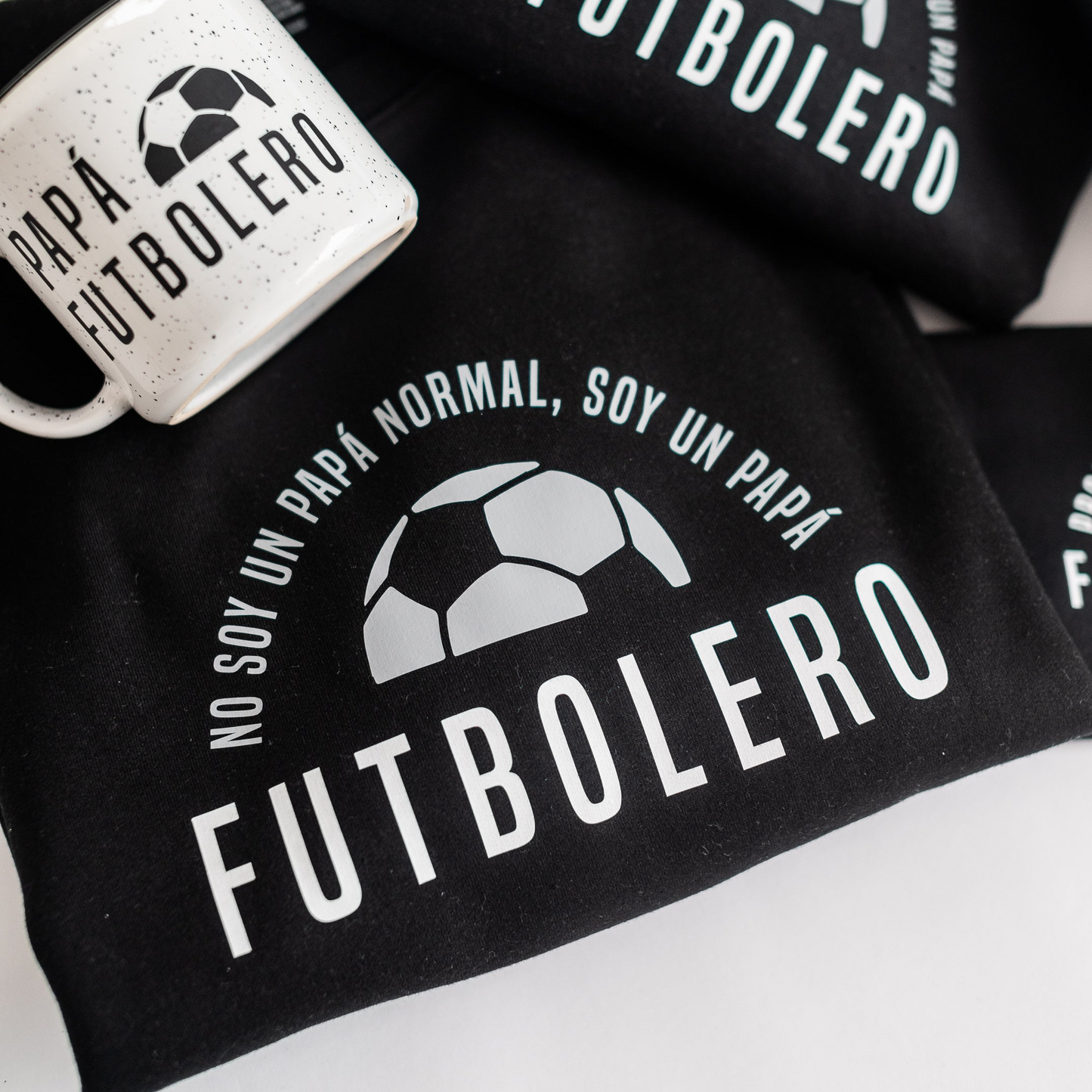 Polera de Hombre Papá FUTBOLERO (apellido y # personalizado)