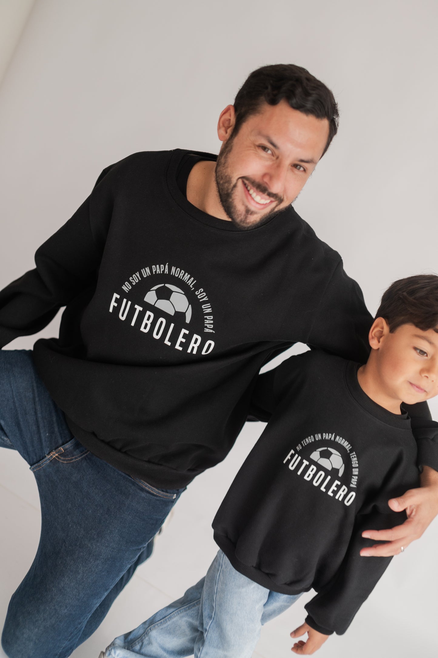 Polera de Hombre Papá FUTBOLERO (apellido y # personalizado)