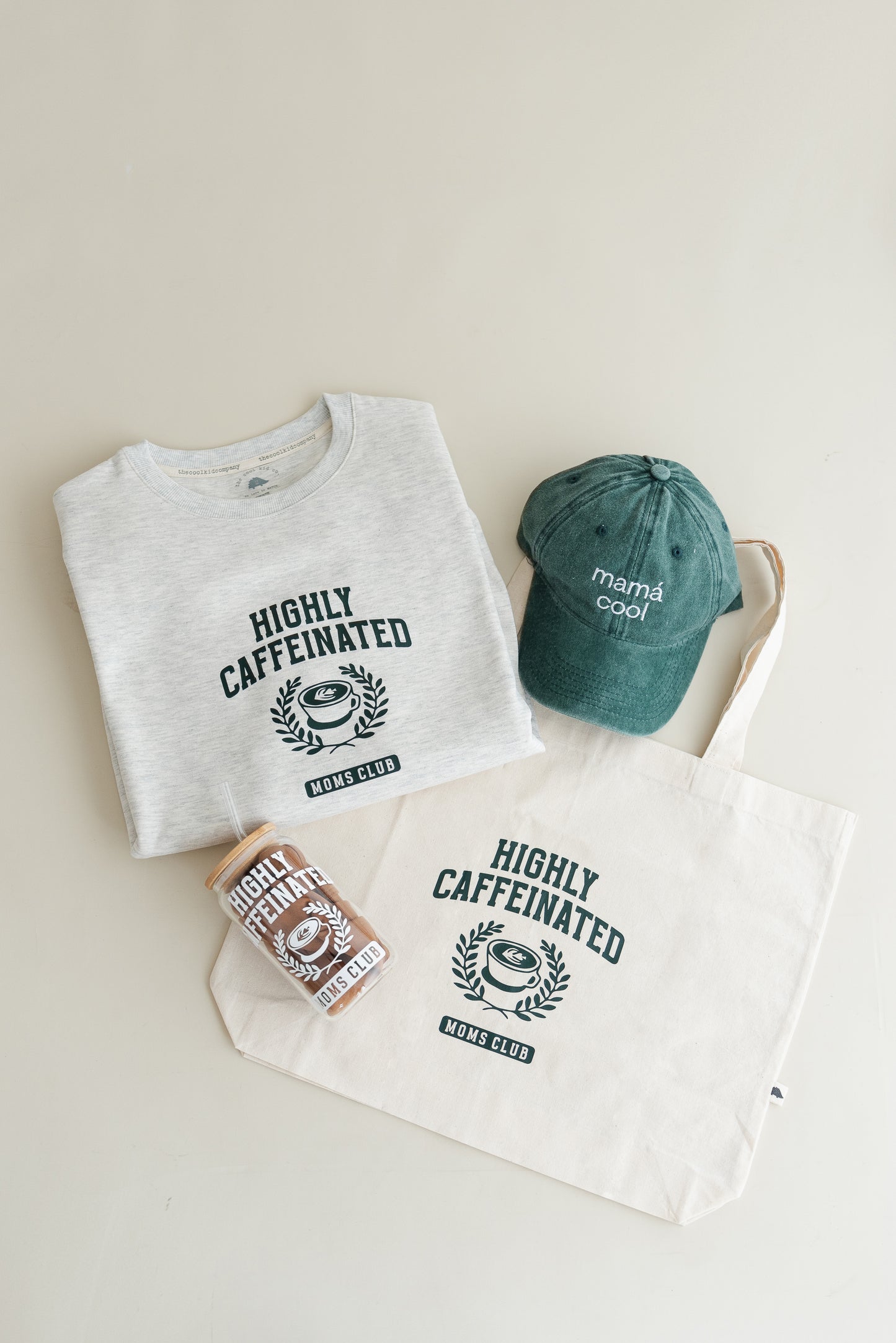 Polo de Adulto Highly Caffeinated Moms Club