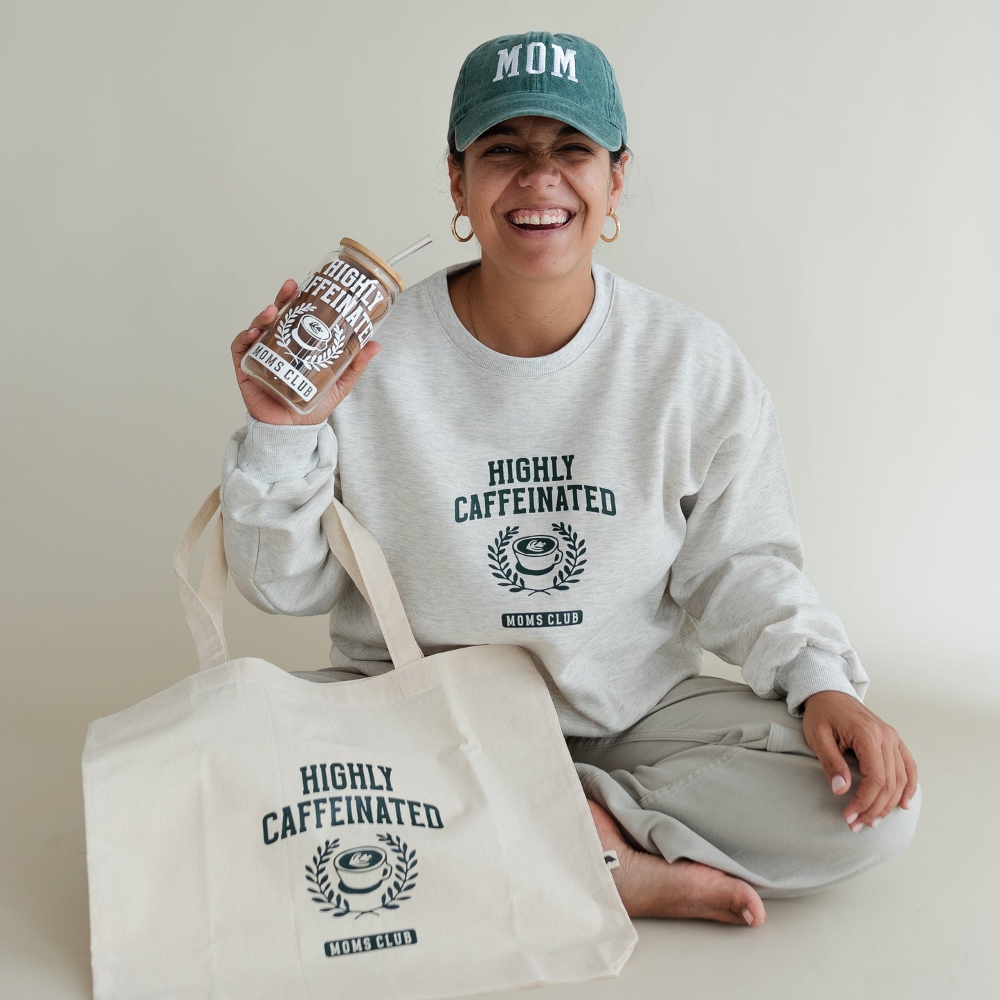 Polera de Adulto Highly Caffeinated Moms Club