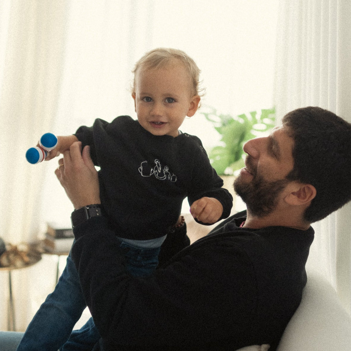 Polera Kid The Cool Family ©