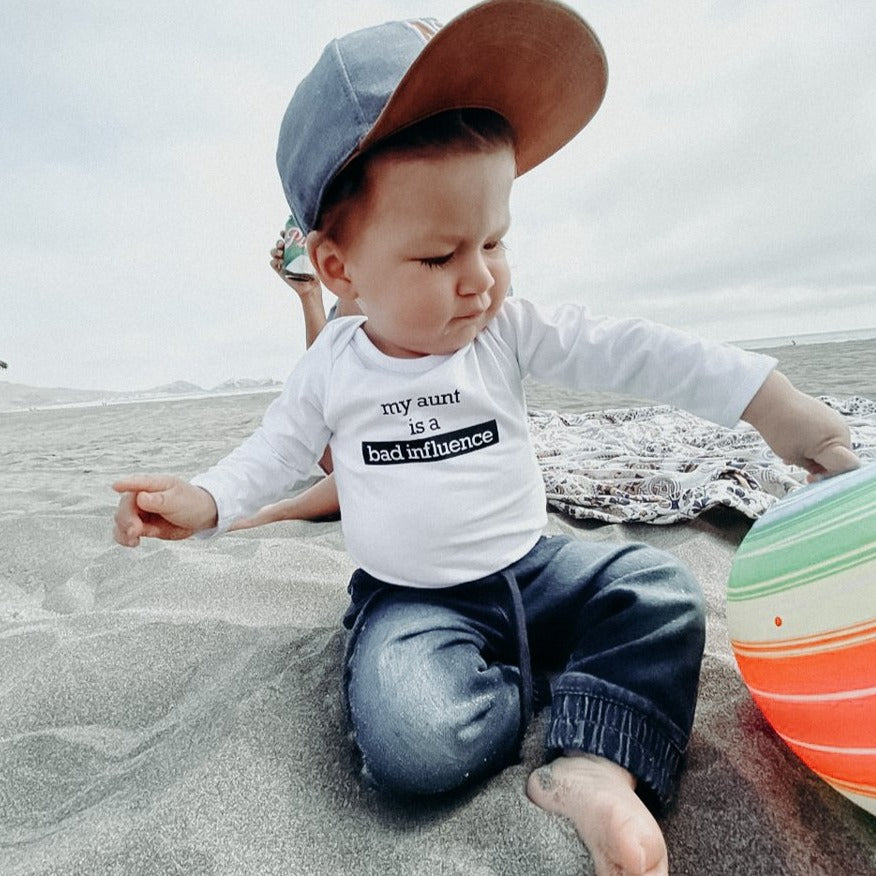 Body My aunt is a bad influence