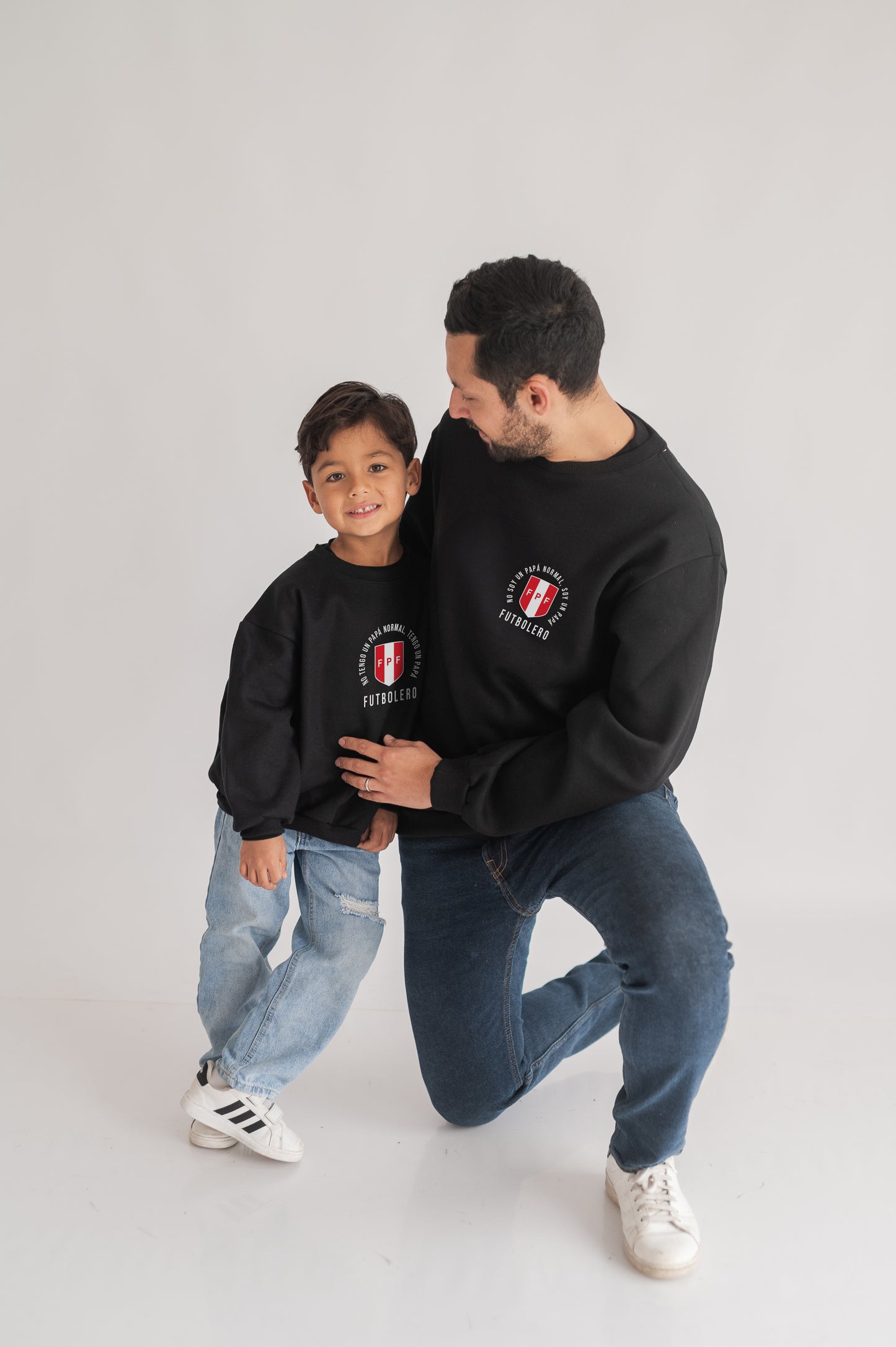 Polera tengo un Papá FUTBOLERO (apellido y # personalizado)