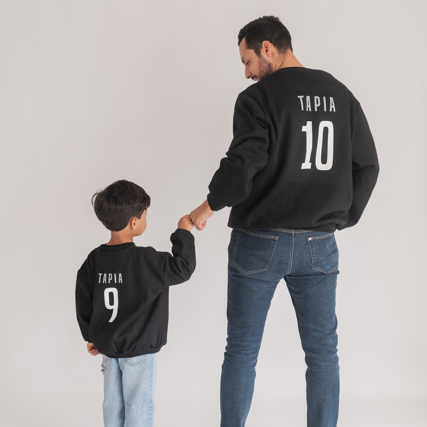 Polo Tengo un papá FUTBOLERO (apellido y # personalizado)