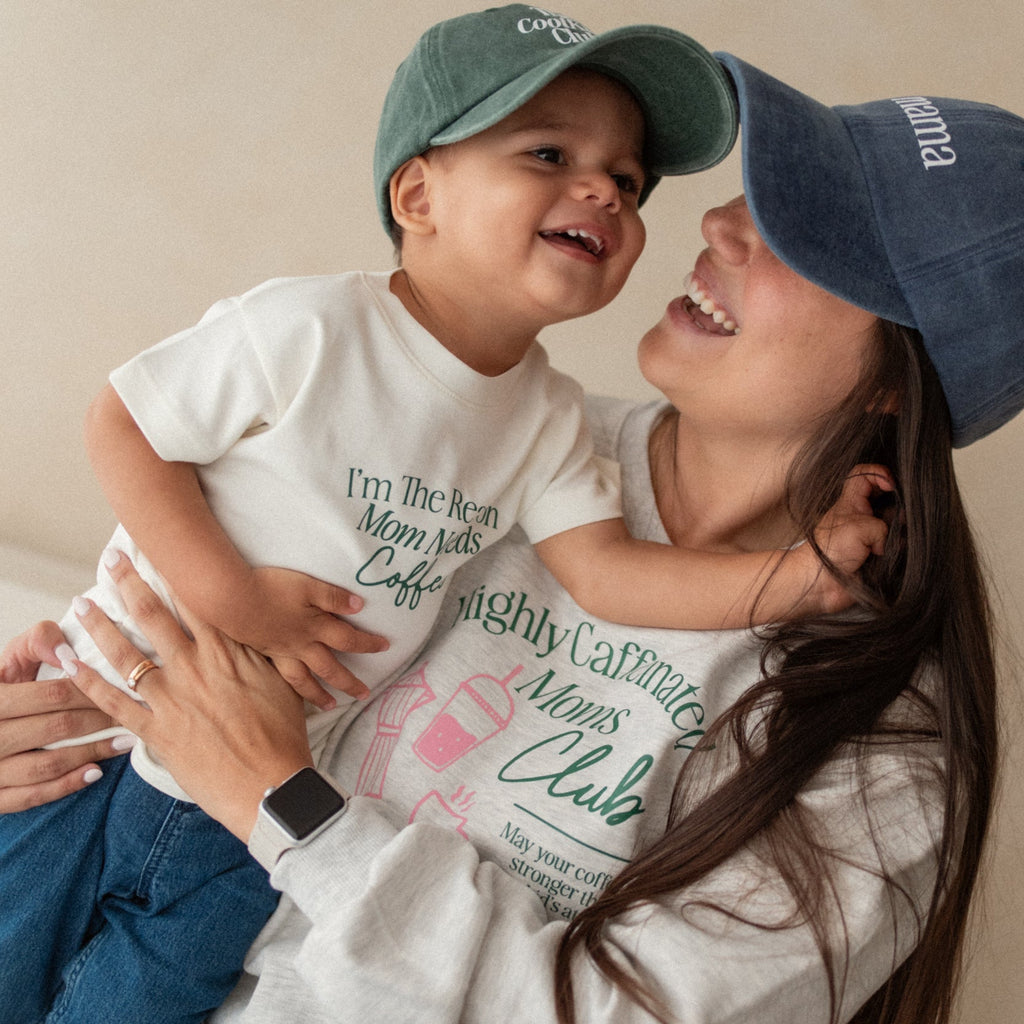 Polera Adulto Highly Caffeinated Moms Club