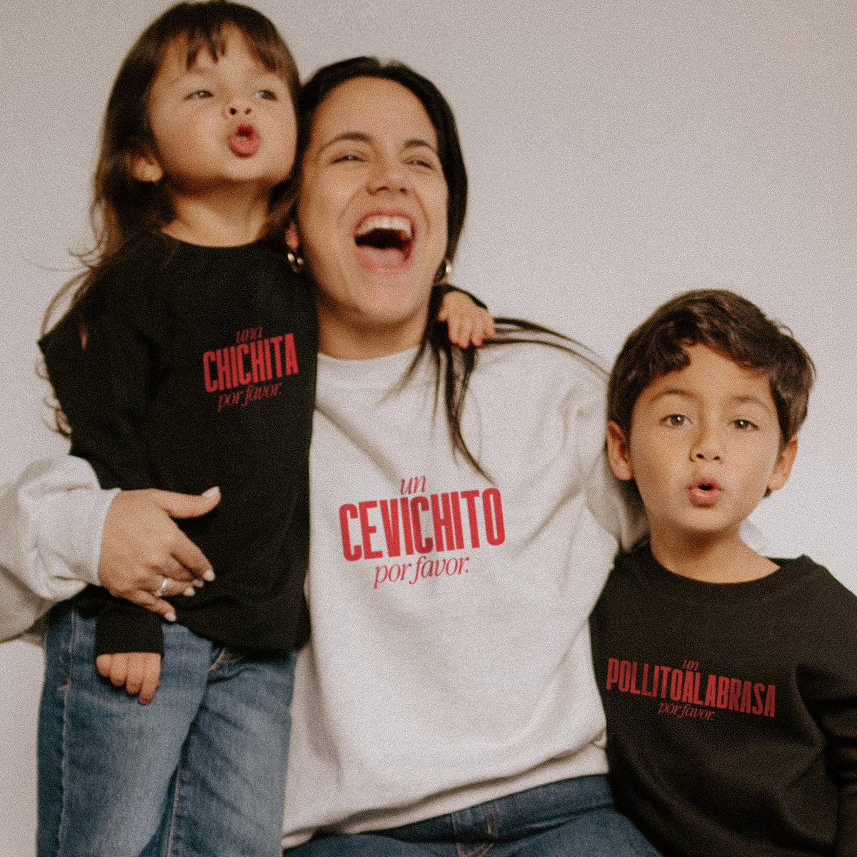 Polera KID Plato típico, por favor.