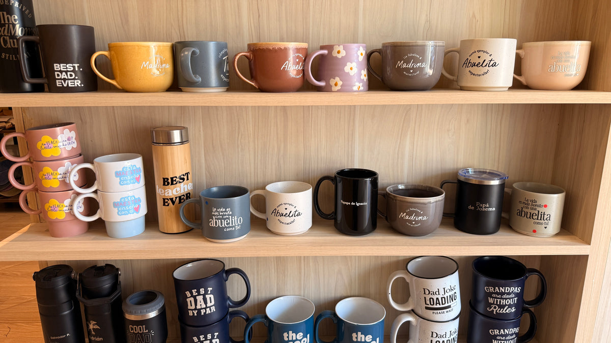 WAREHOUSE SALE · Tazas