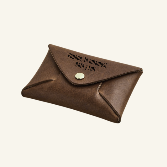 Tarjetero de cuero personalizado